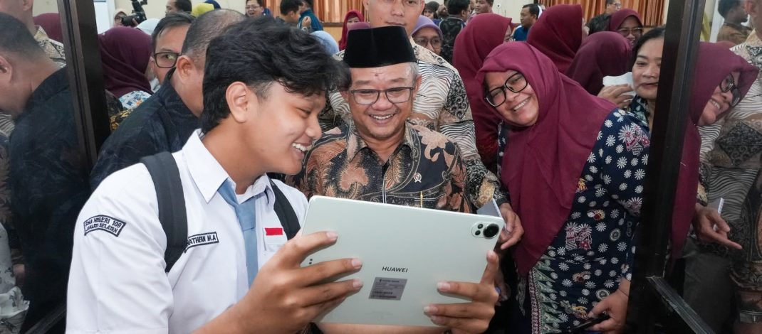 Kemendikdasmen Perluas Akses Pelatihan Pembelajaran Mendalam,  Koding dan AI bagi Guru
