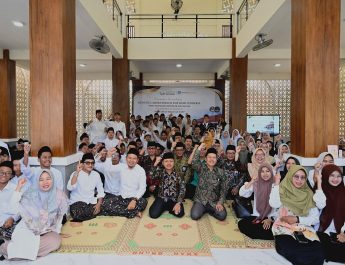 Melalui SE Pembatasan Gawai, Kemendikdasmen Hidupkan Kembali Ruang Interaksi di Sekolah